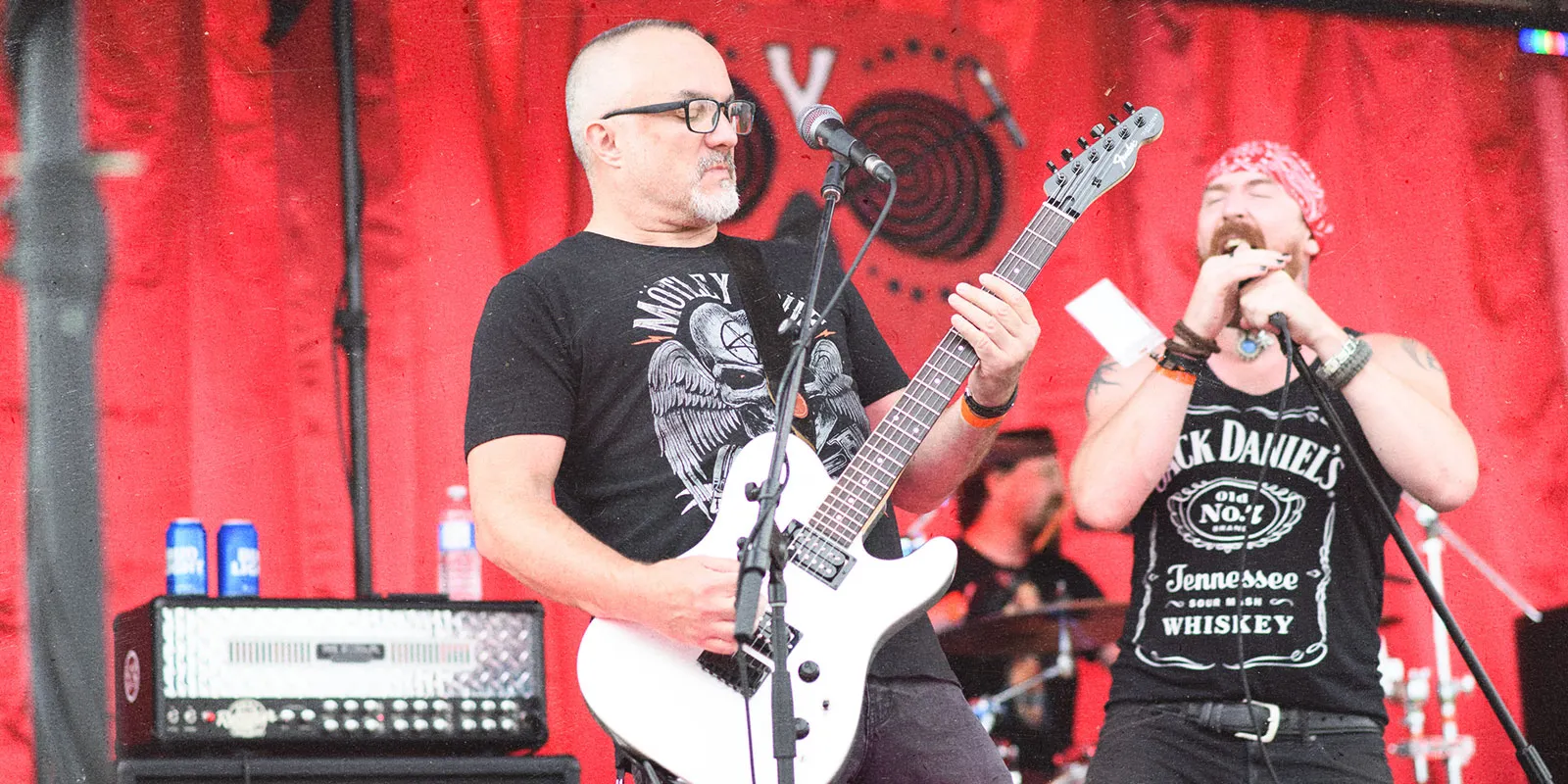 SoS live on stage
